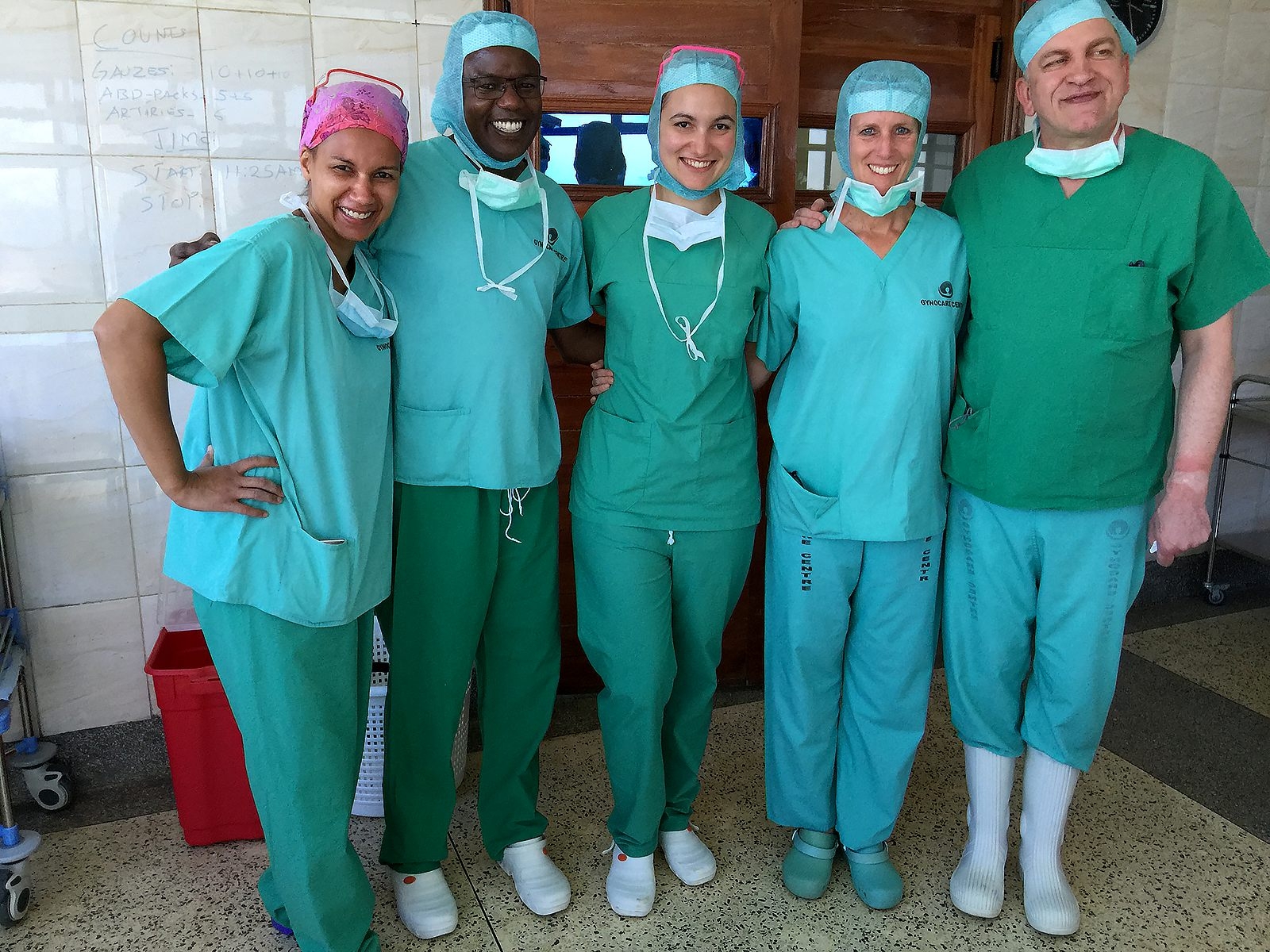 Dr. Lissa Masumbuku, Dr. Mabeya, Jana Bahati Heinsohn, Dr. Conny, Dr. Roland Scherer