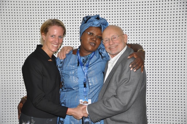 Evelyn Brenda und ich gemeinsam mit dem Menschrechtsaktivisten und Kämpfer gegen FGM Rüdiger Nehberg